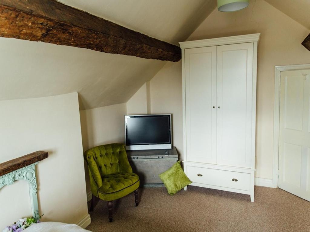 Langs Hall Leyland Extérieur photo